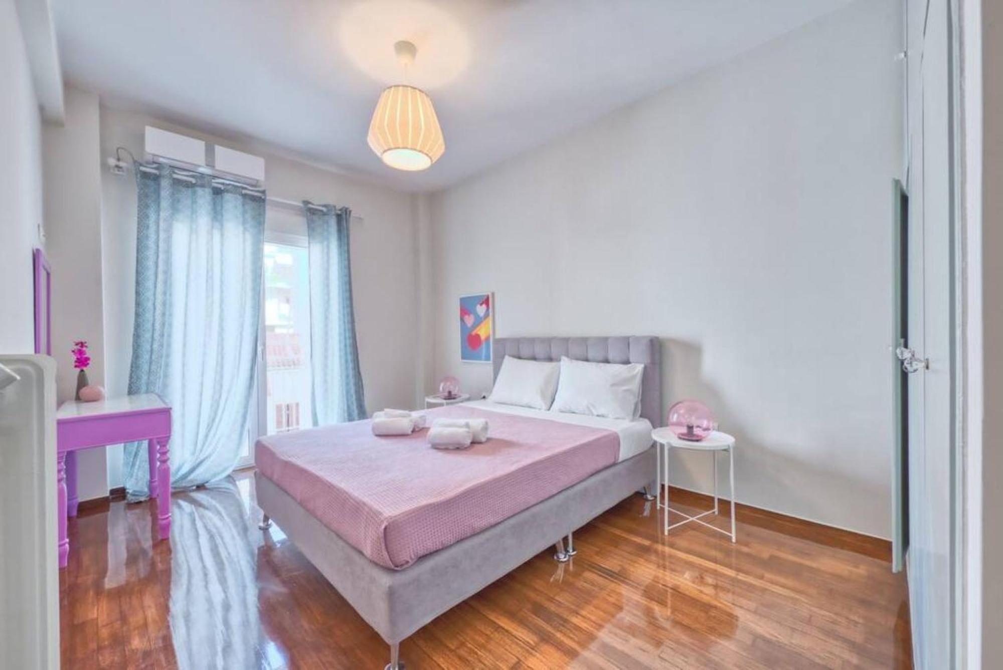 Muse A Dreamy And Fresh New Apartment Атина Екстериор снимка