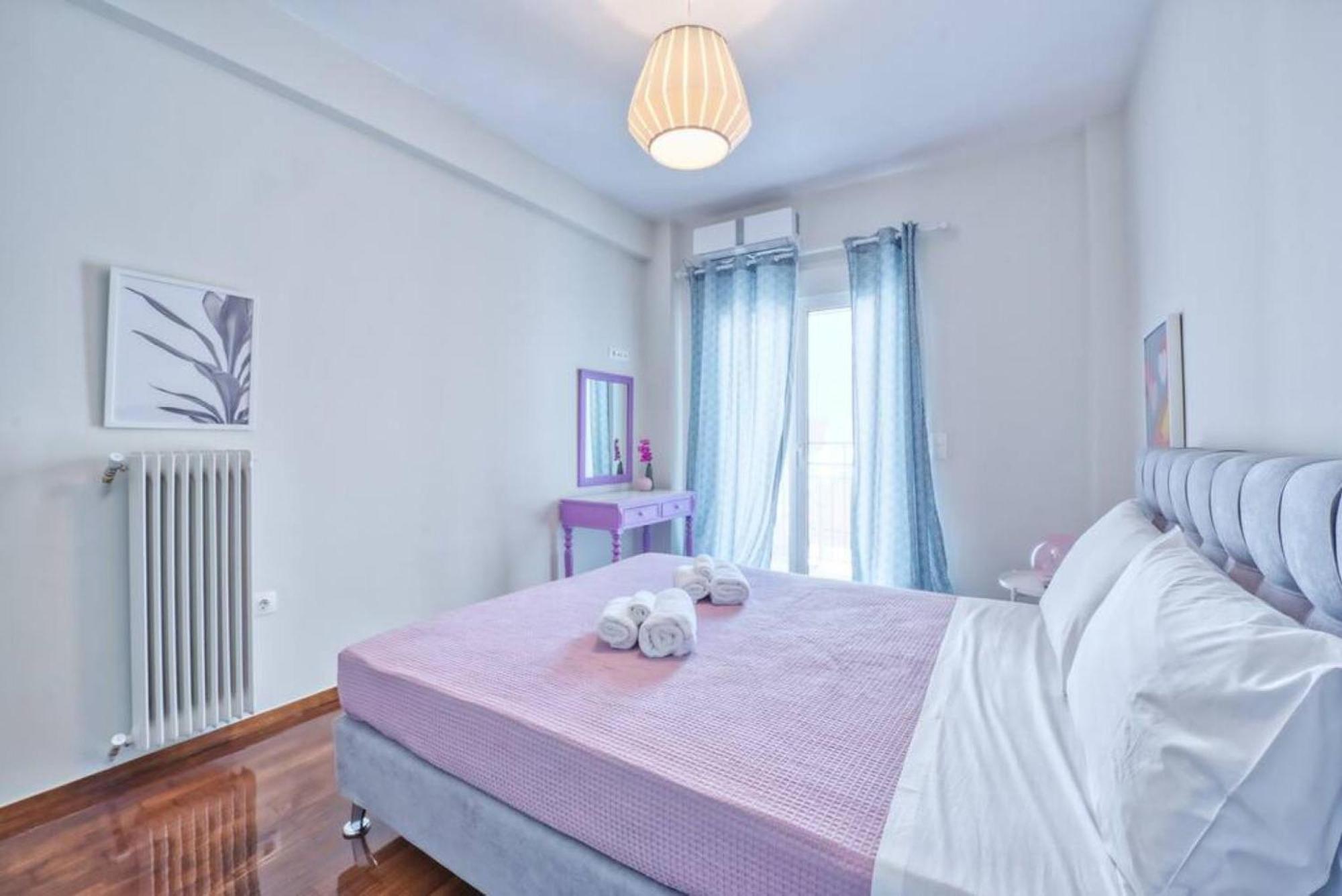 Muse A Dreamy And Fresh New Apartment Атина Екстериор снимка