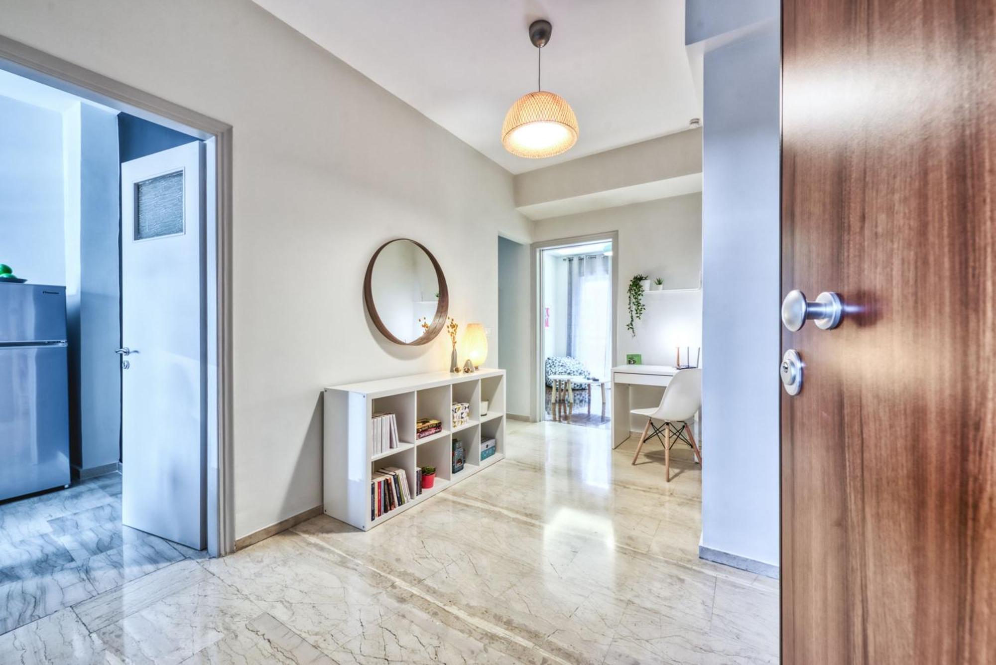 Muse A Dreamy And Fresh New Apartment Атина Екстериор снимка