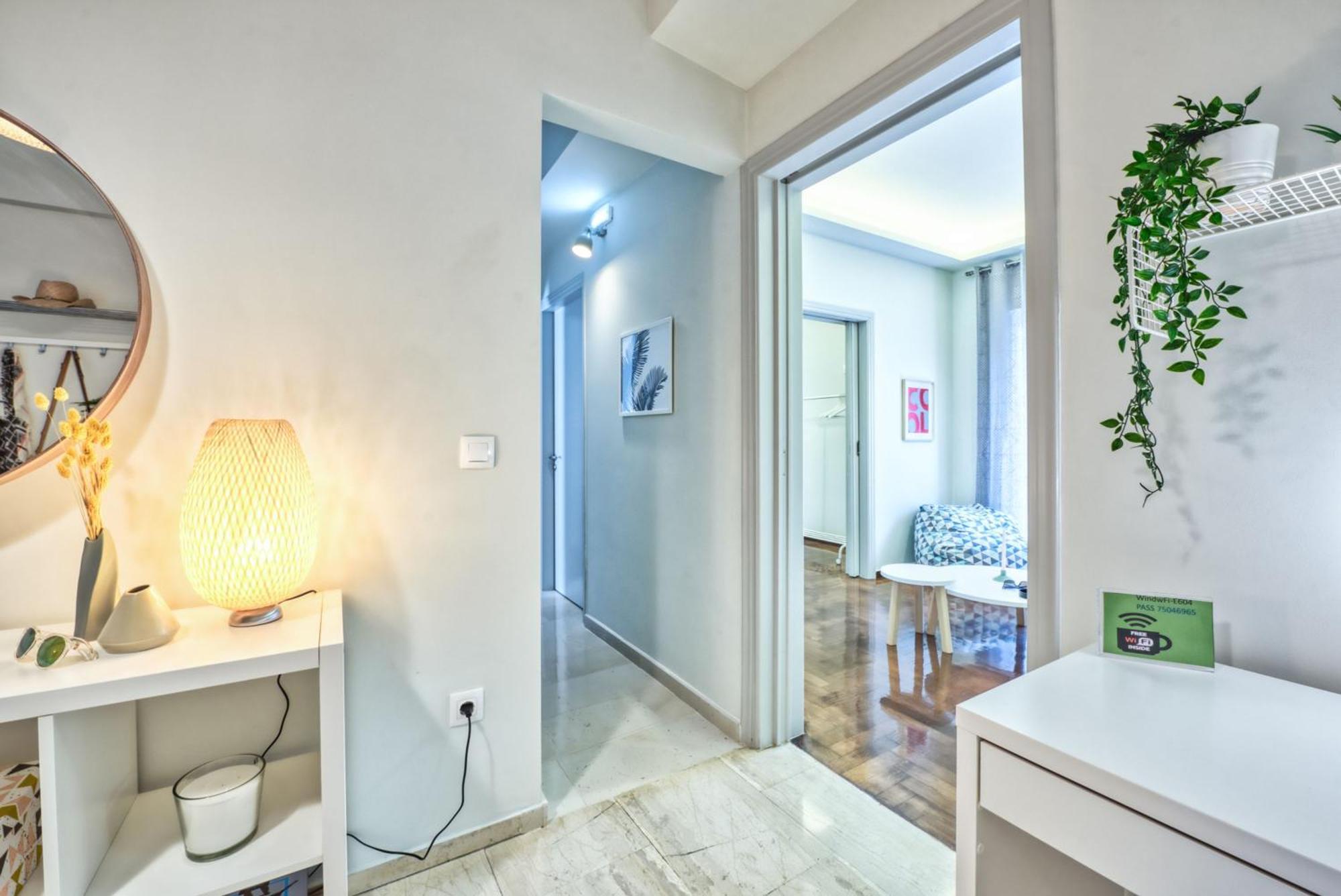 Muse A Dreamy And Fresh New Apartment Атина Екстериор снимка